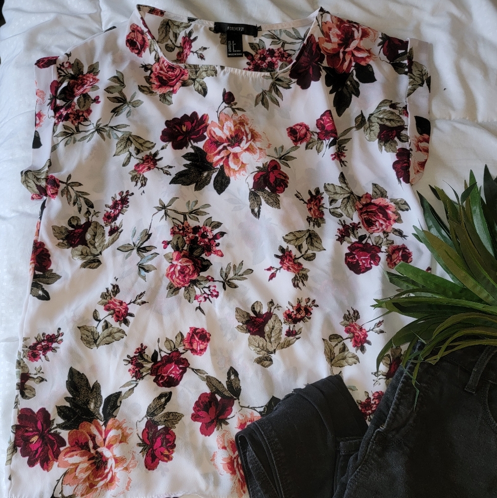 Floral Short-Sleeve Top